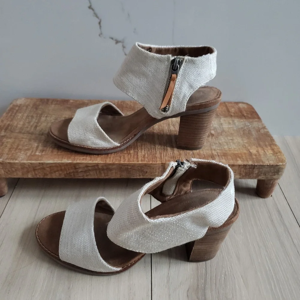 TOMS Majorca Cutout Sandals Womens 6.5 Natural Leather Block Heel Side‎ Zip